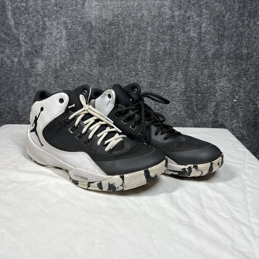 Jordan FlightSpeed Shoes Mens Size 10 Black White Mid Top Basketball 844066-010